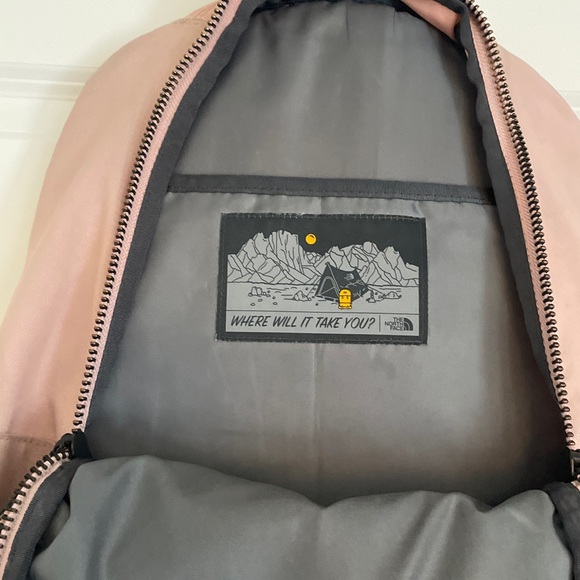 the north face borealis backpack pink - Picture 7 of 7